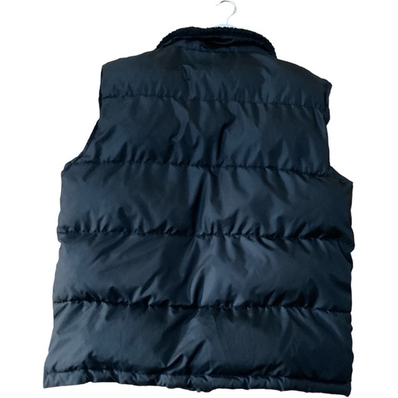 US POLO ASSN. BLACK PUFFER VEST SIZE LARGE - Picture 2 of 4